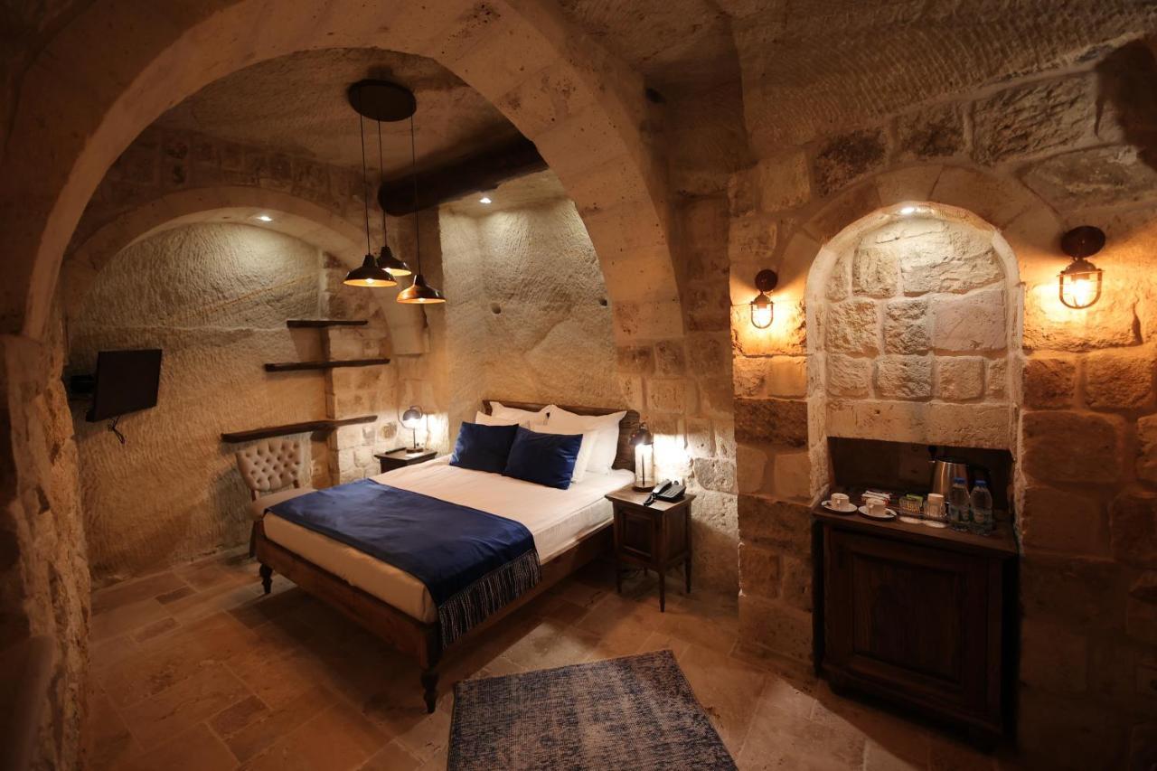 Uerguep Cave Suites Екстериор снимка