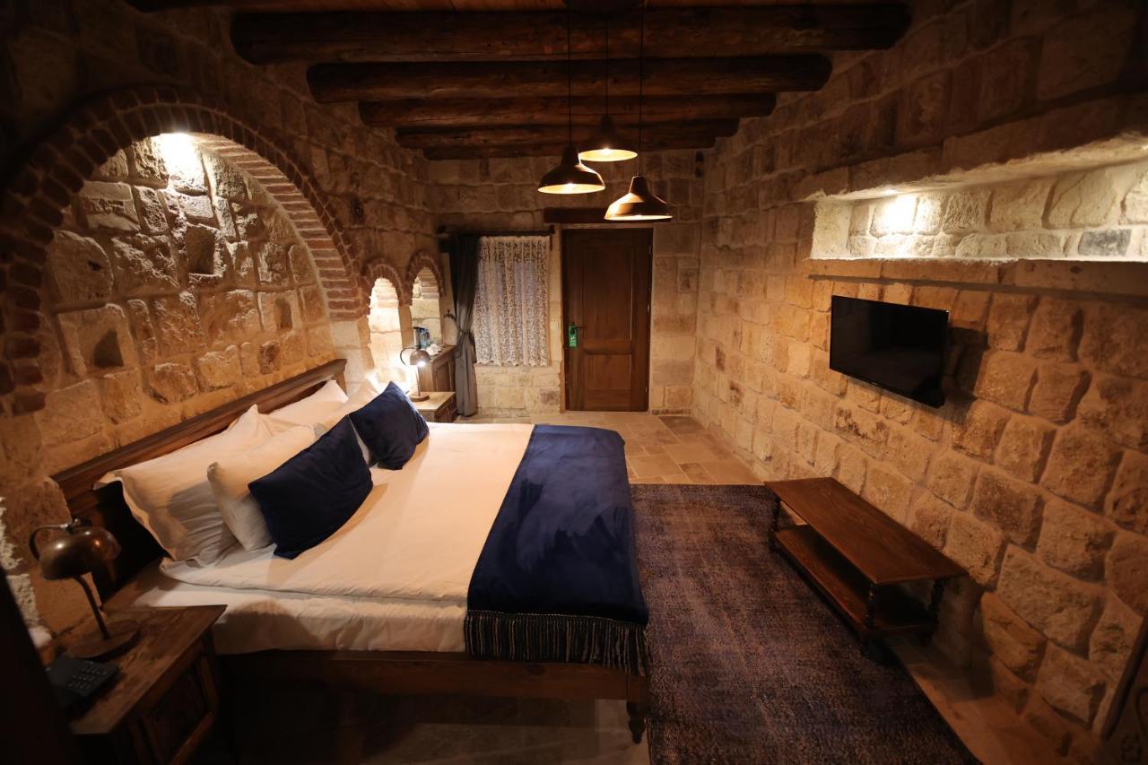 Uerguep Cave Suites Екстериор снимка