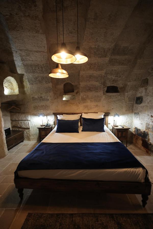 Uerguep Cave Suites Екстериор снимка