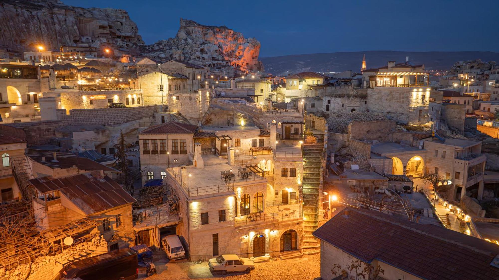 Uerguep Cave Suites Екстериор снимка